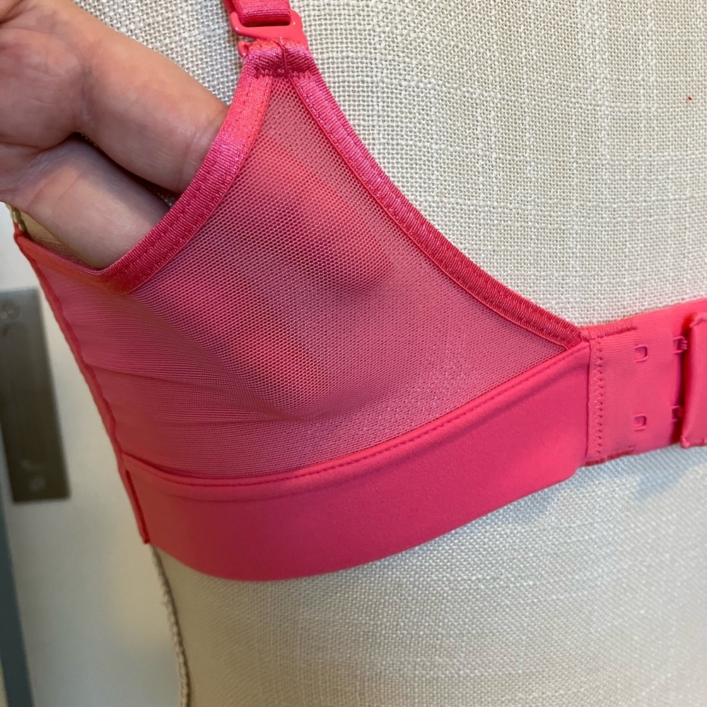 NWT Seamless soft pink mesh adjustable bralette, Soma size M - Picture 4 of 15